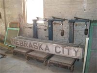 Scales/ signs Scales/ signs